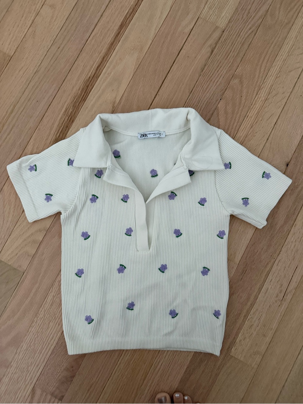 Zara Cream Ribbed Polo Top with Purple Floral Embroidery